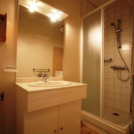 T2 Avec Balcon, Parking Et Wifi Au Mont-dore - Fr-1-608-141 Le Mont-Dore